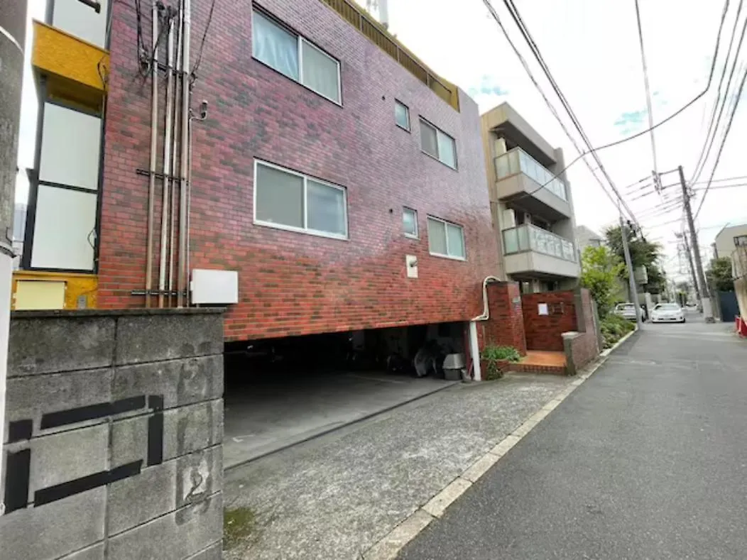 シーダー初台 Apartment Tokyo